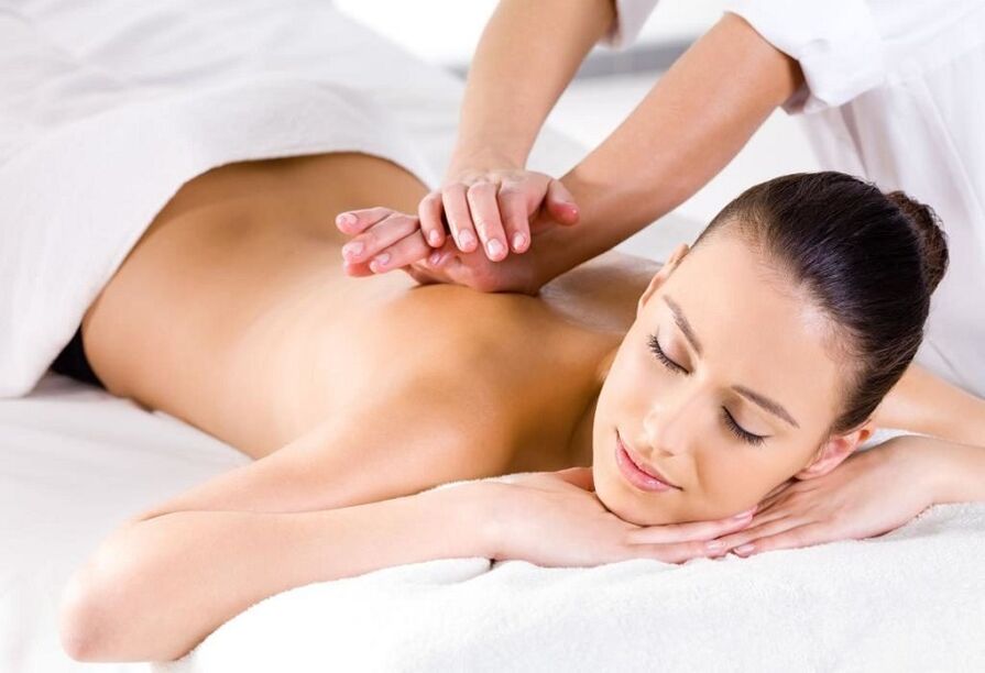 massage thérapeutique pour l'ostéochondrose thoracique