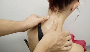 massage pour l'ostéochondrose de la colonne cervicale